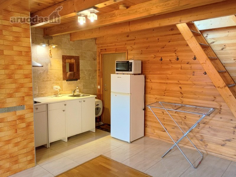 Senamiestyje, Šv.stepono g. 13 nuomojamas,