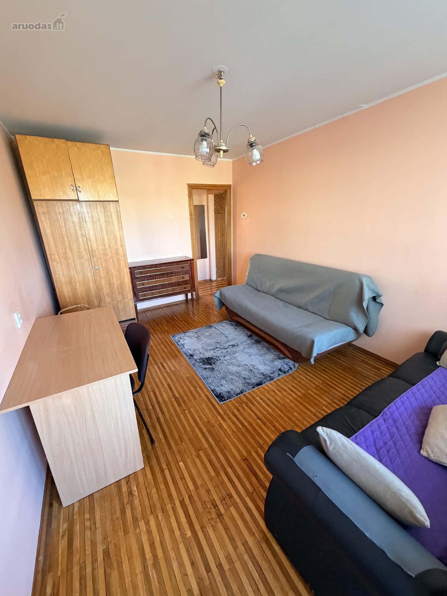 Nuomojamas 2 kambarių butas prie Kalniečių