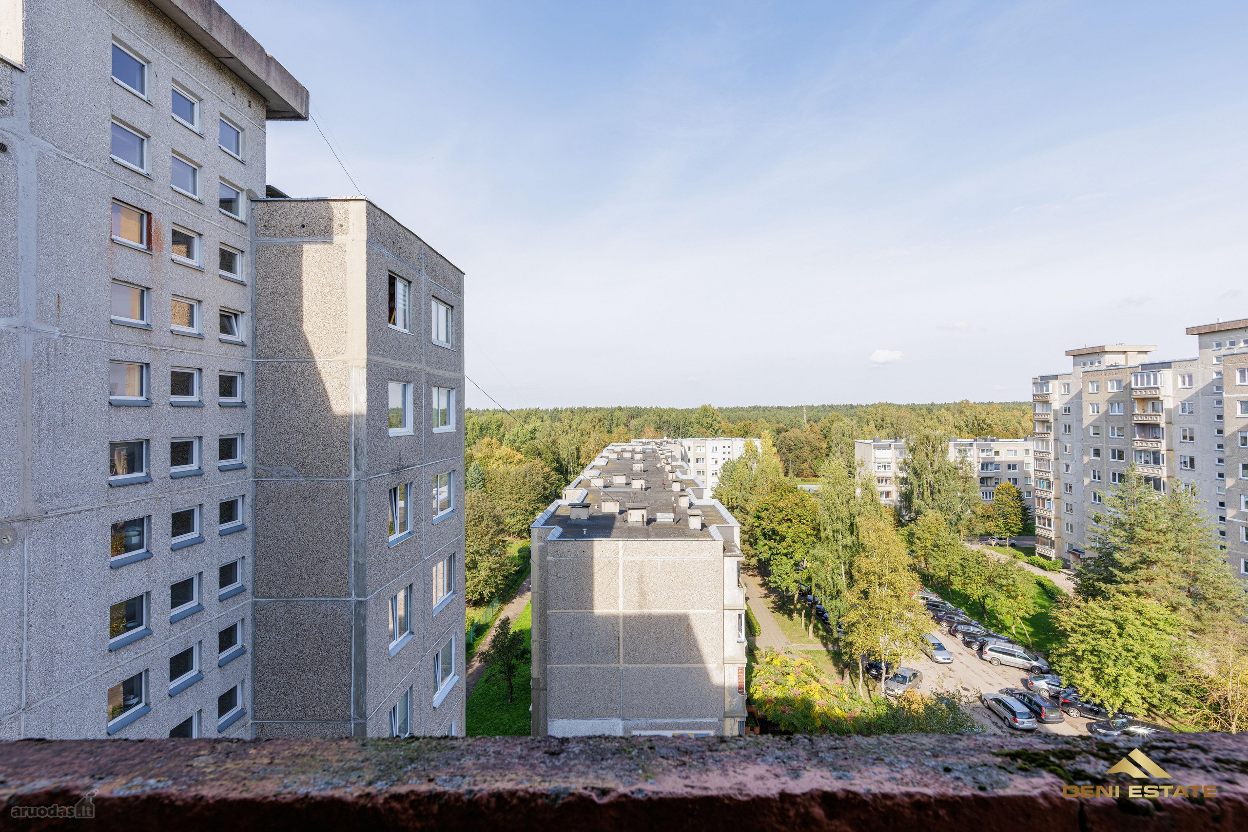 Parduodamas 4 kambarių butas prie pat