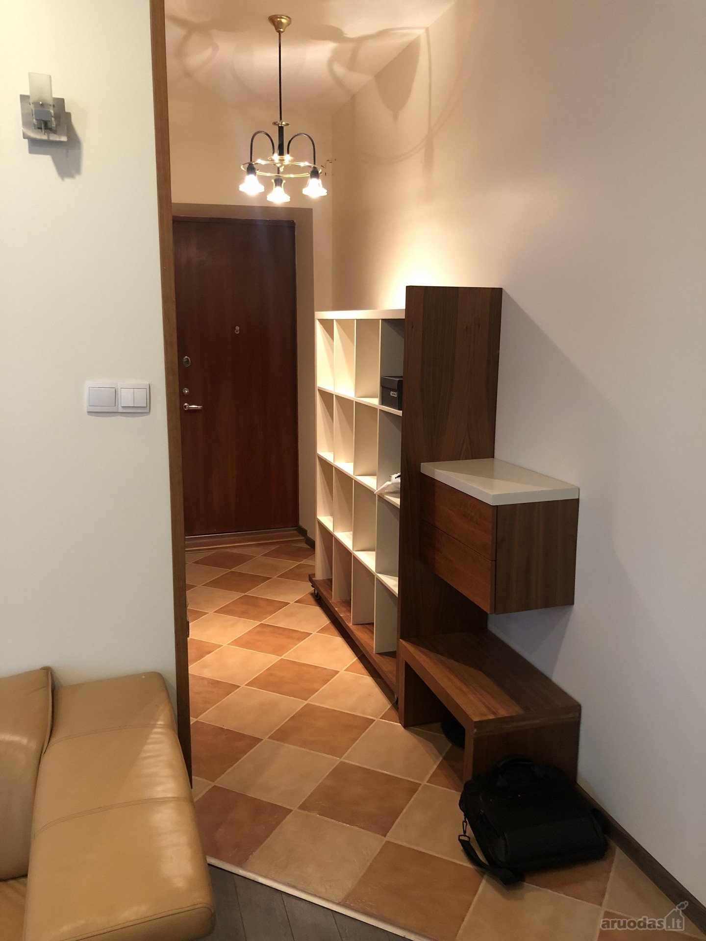Ilgalaikei nuomai 3 kambariu butas, arti