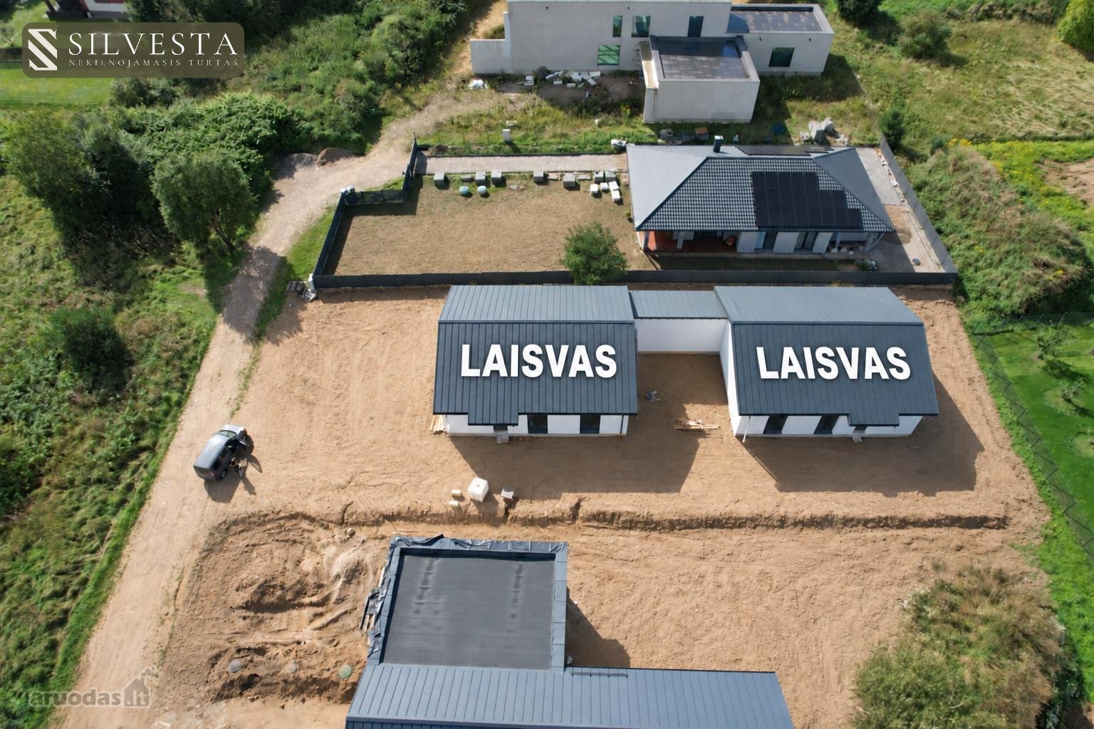 Parduodama A++ klasės dvibučio dalis