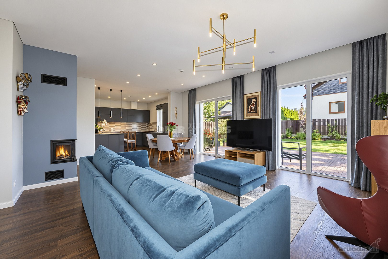 Nuomojamas Dviejų Aukštų Namas Klevinėje.