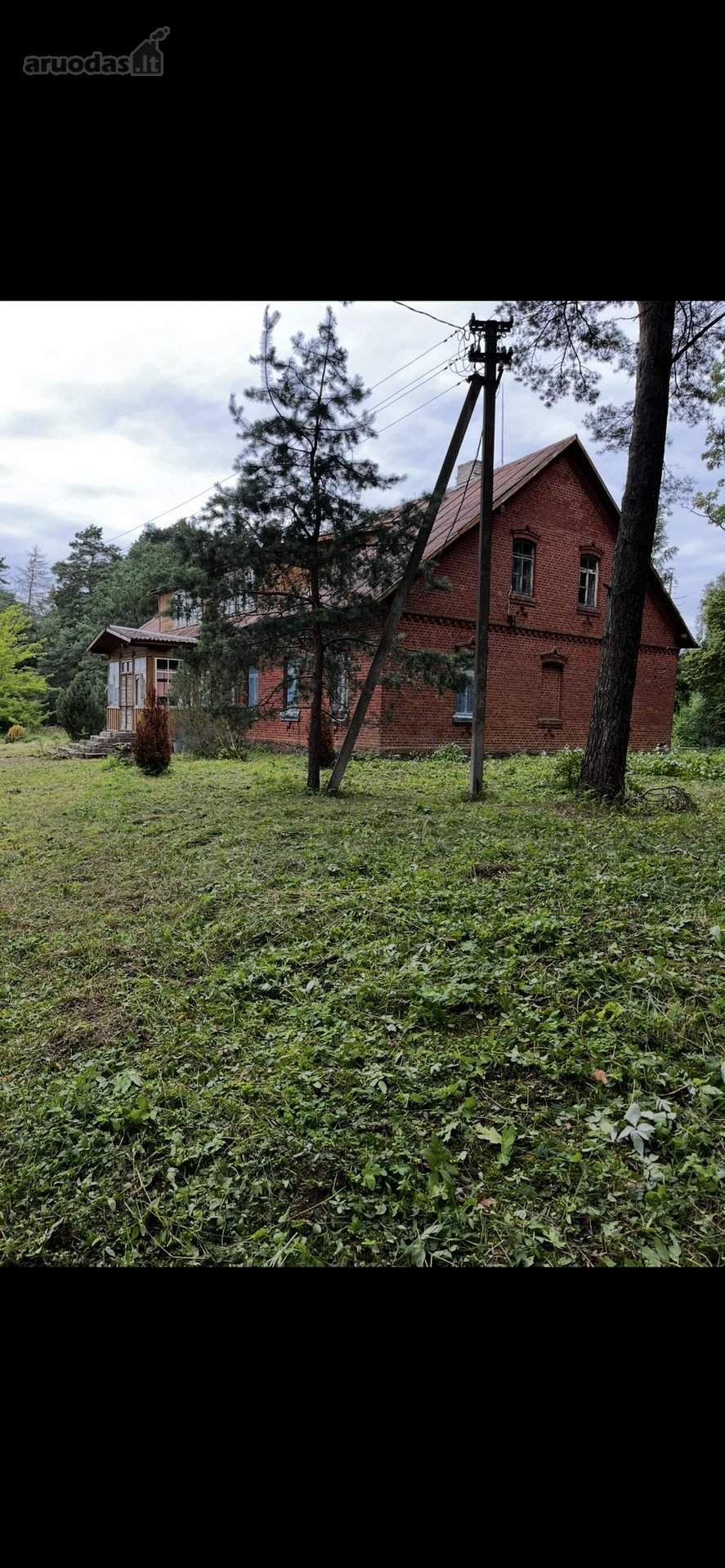 493 m² pastatas + 38 a sklypas, 8 km nuo