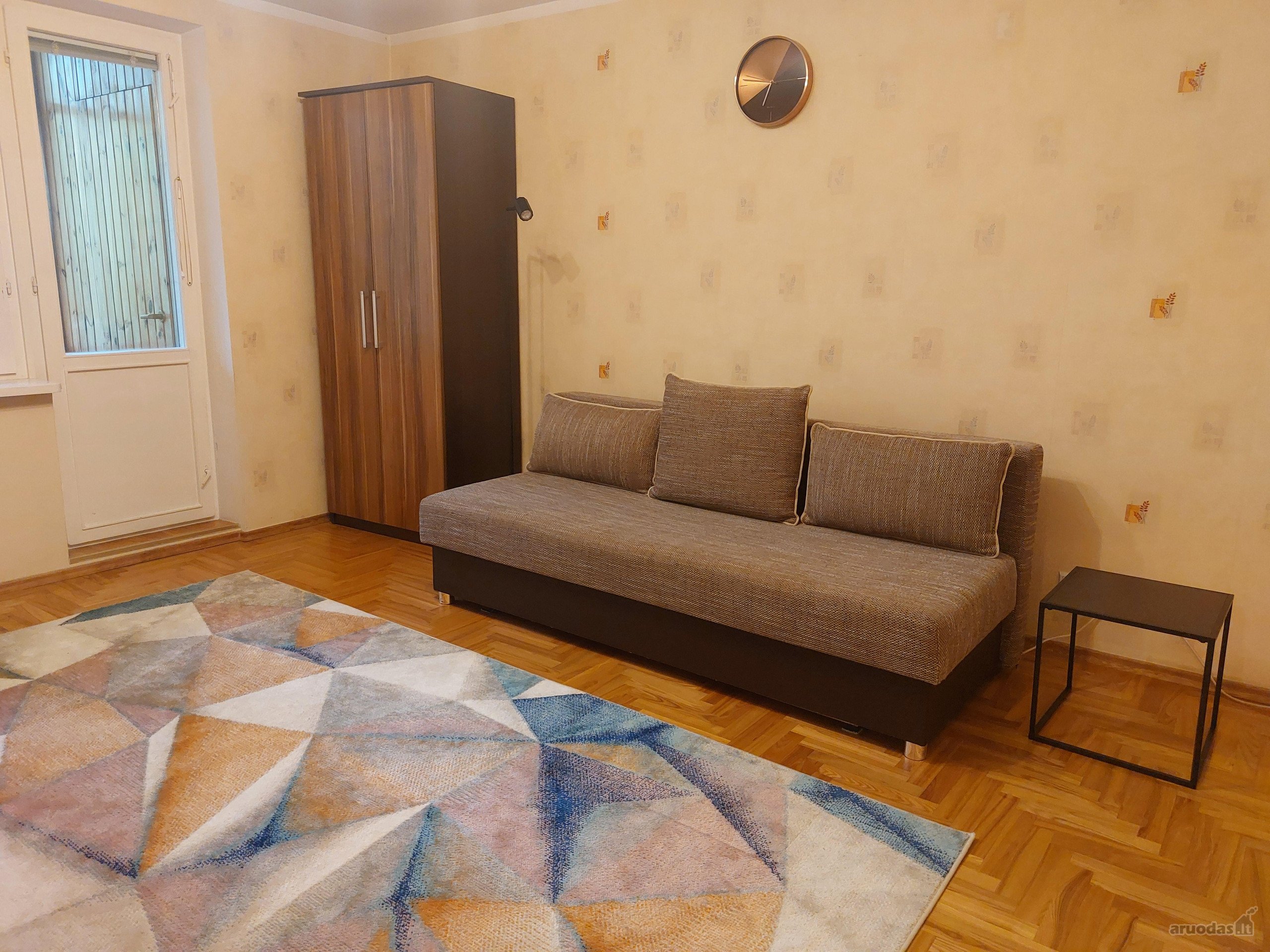 ** Žirmūnai (Šiaurės mst. Apkasų g.), tai