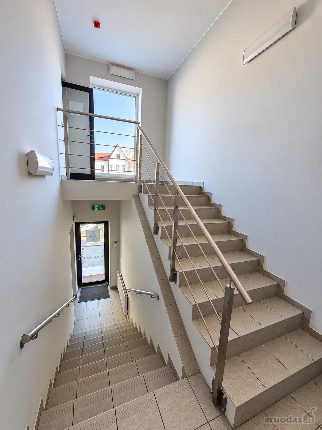 Parduodamos Šviesios Modernios Patalpos