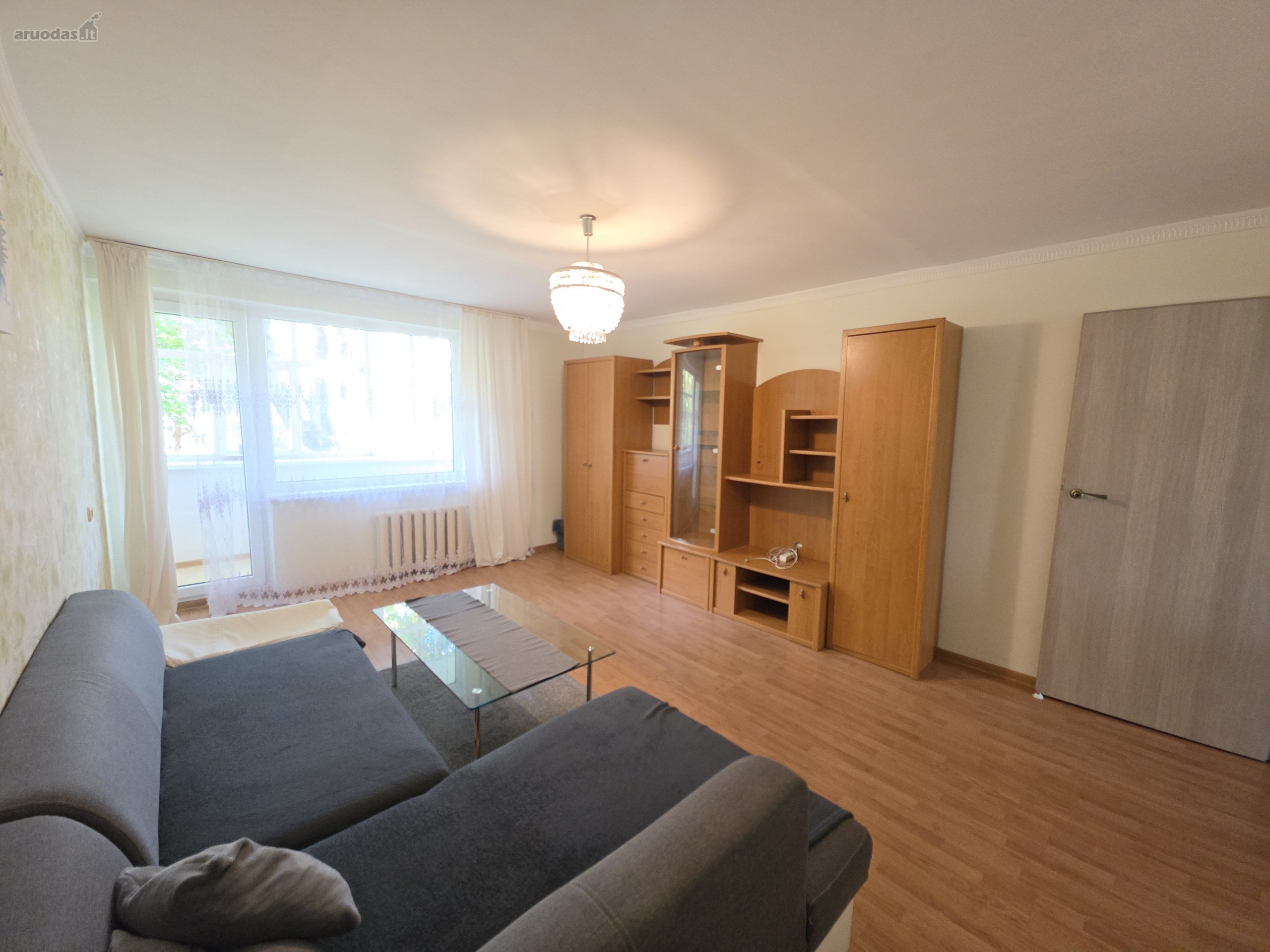 Išnuomojamas 2 kamb. butas Debreceno g. 3/5