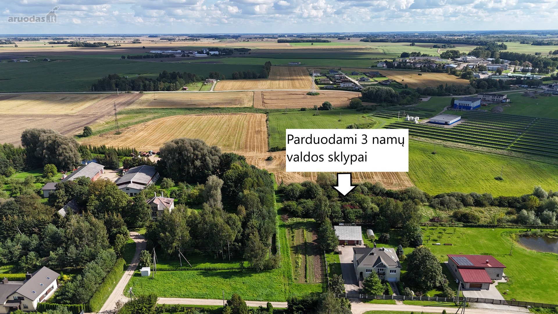 Ginkūnuose, Smėlio g.22, 20 ir 18, vos keli