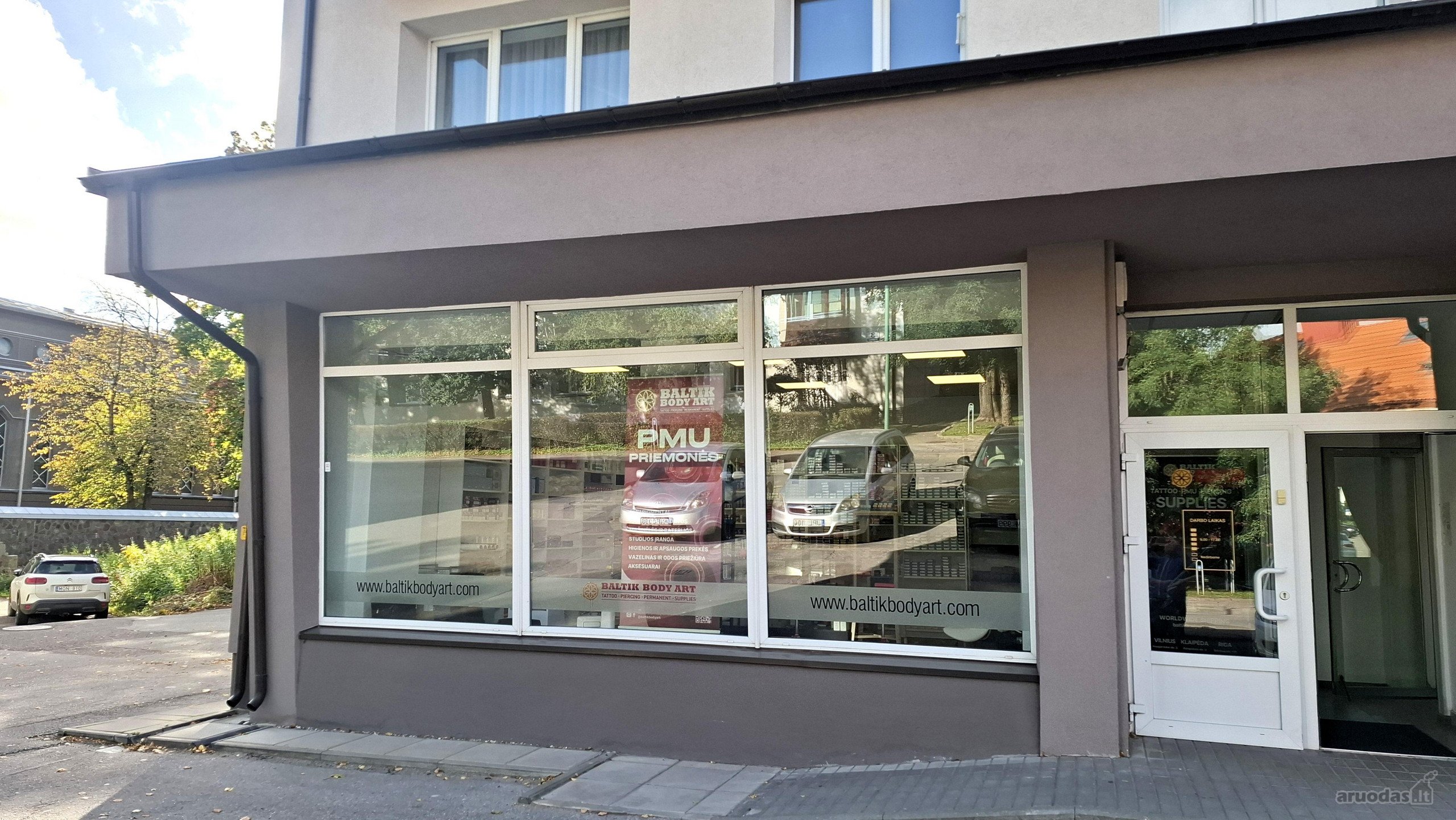 Išnuomojamos tvarkingos ir šviesios patalpos