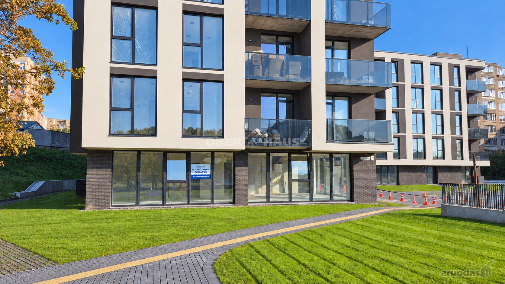 Nuomojamos 89,90 m² komercinės patalpos Rygos
