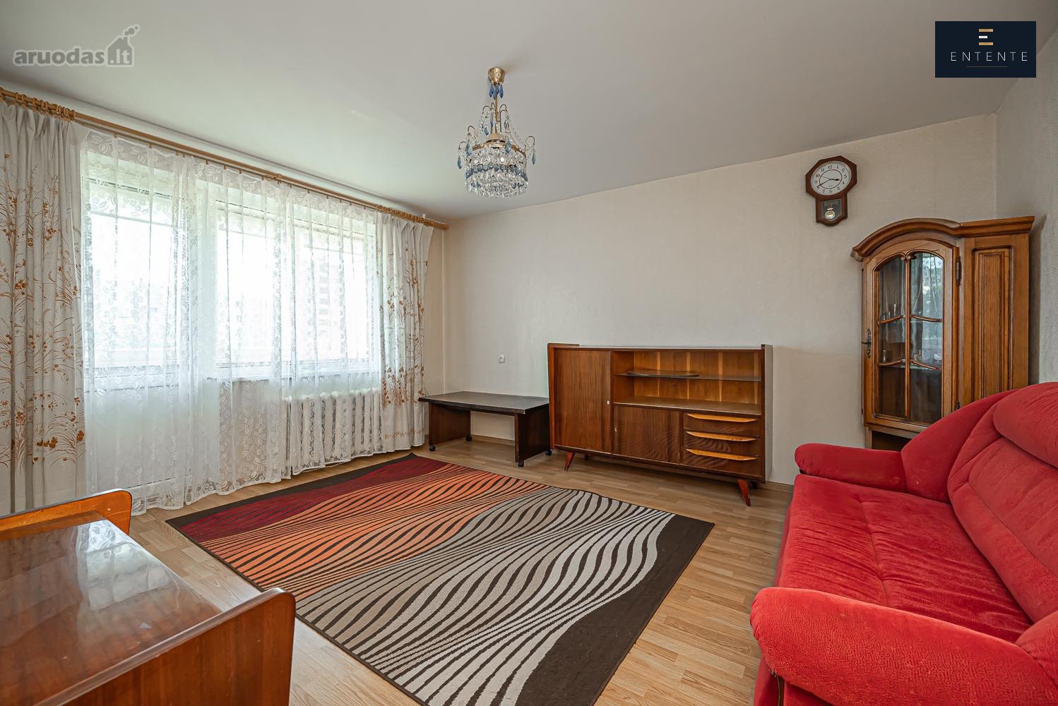 Parduodamas tvarkingas 2 kambarių butas