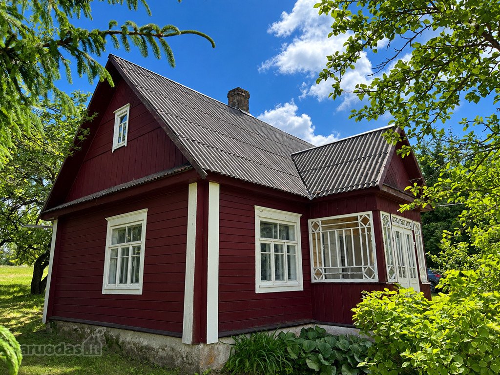 Tvarkinga, Jauki Sodyba Kalvų Ir Miškų