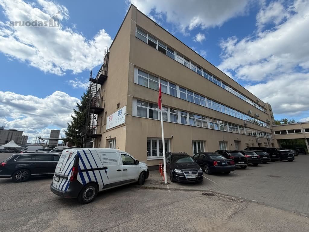 Nuomojamos 557,99 kv. m administracinės