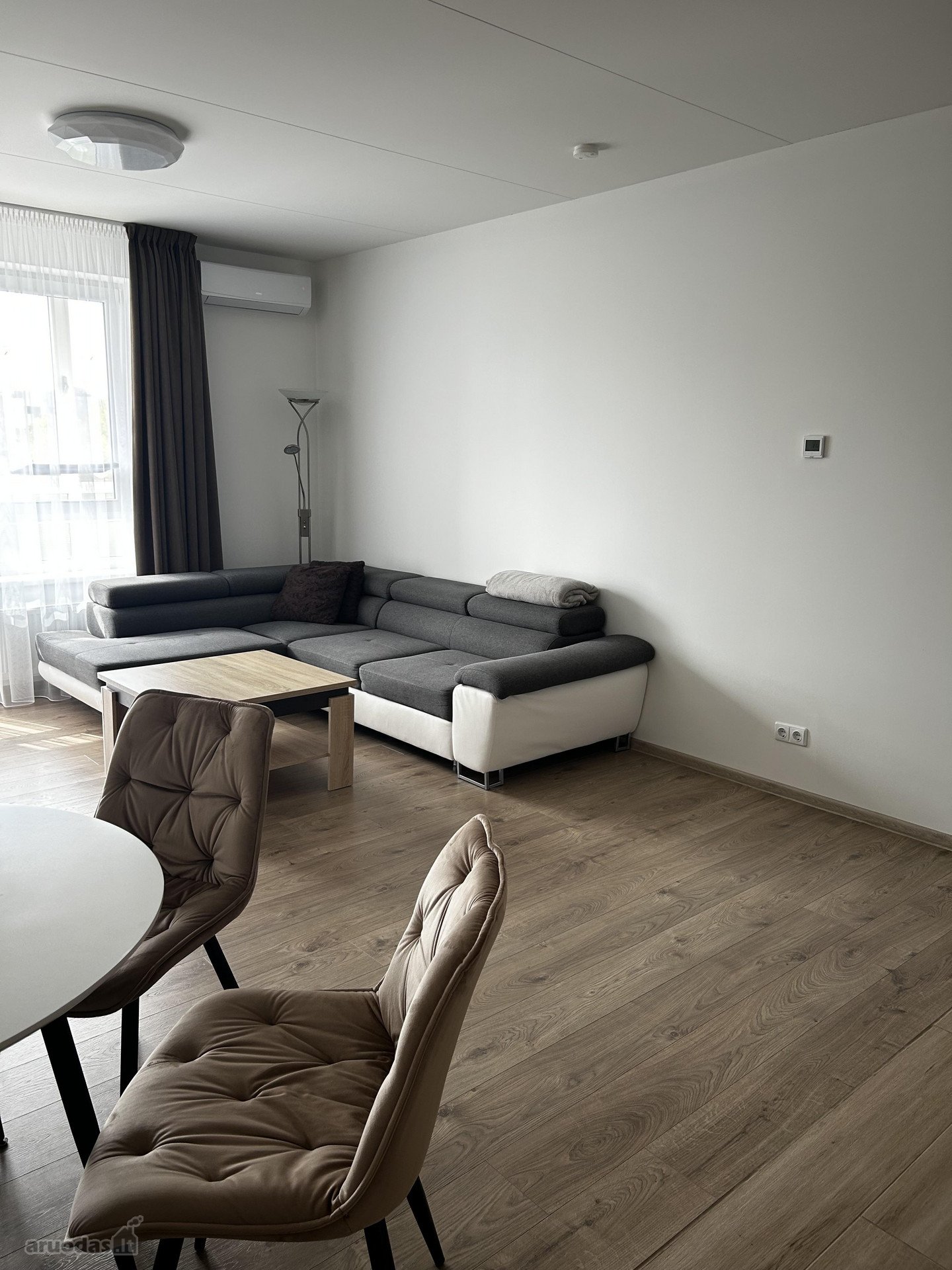 Nuomojamas 79 m², 3 kambarių, labai