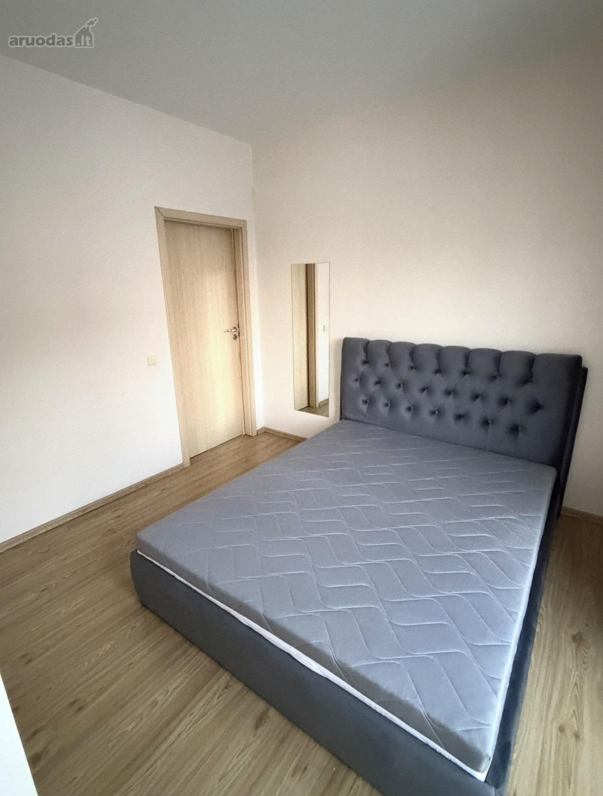 Parduodamas 2 k. butas Užliedžiuose
