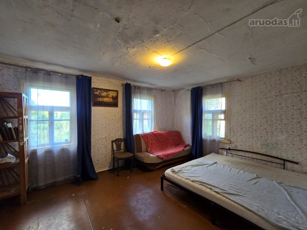 Šalia Miesto Centro, žalumos apsuptyje,