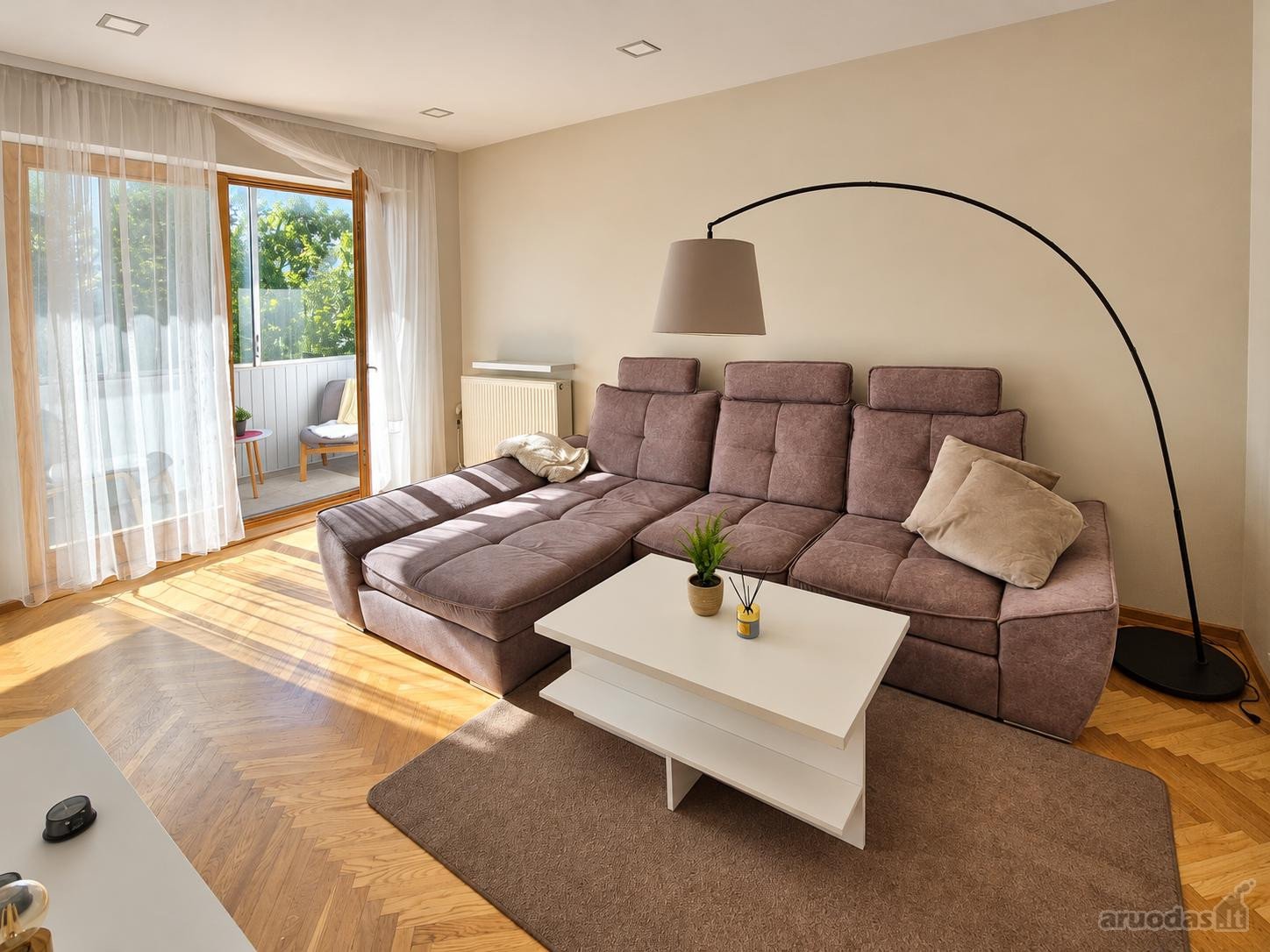 Nuomojamas erdvus ir jaukus 76 m², trijų