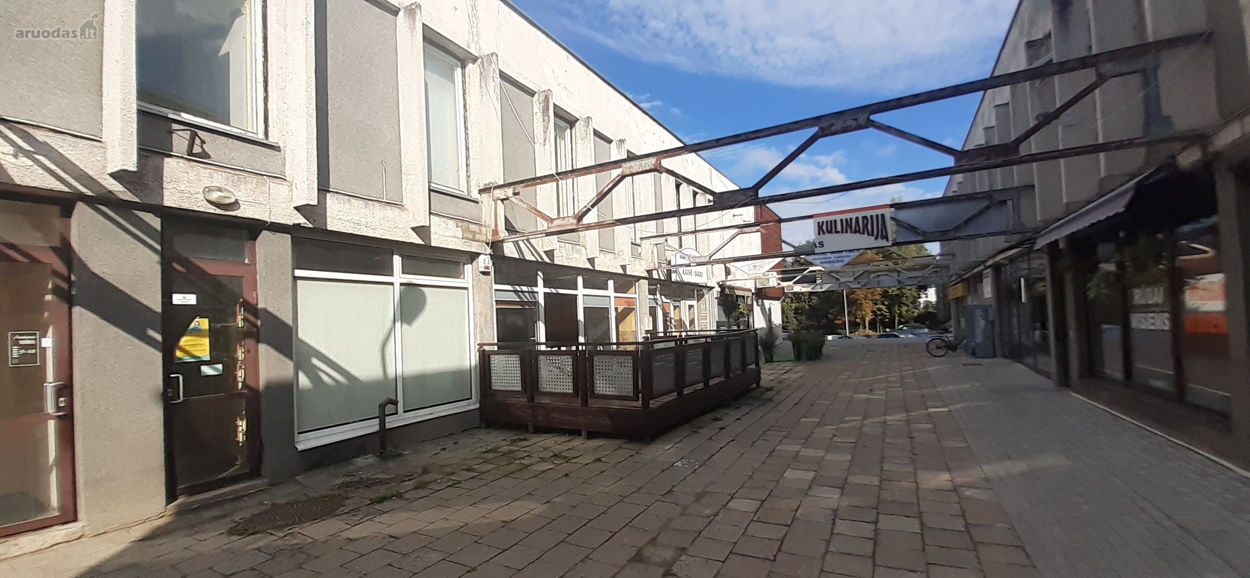 Parduodamos 255,19 kv. m ploto