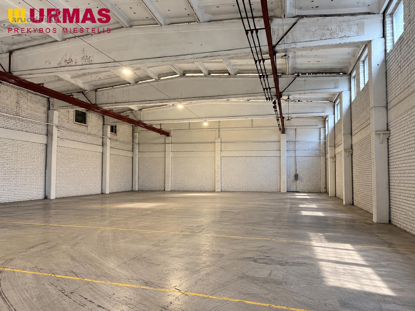 Nuomojamos 613 m² Sandėliavimo Patalpos Su