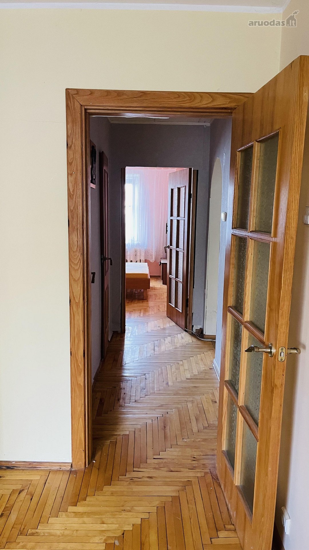 Yra sandėliukas.