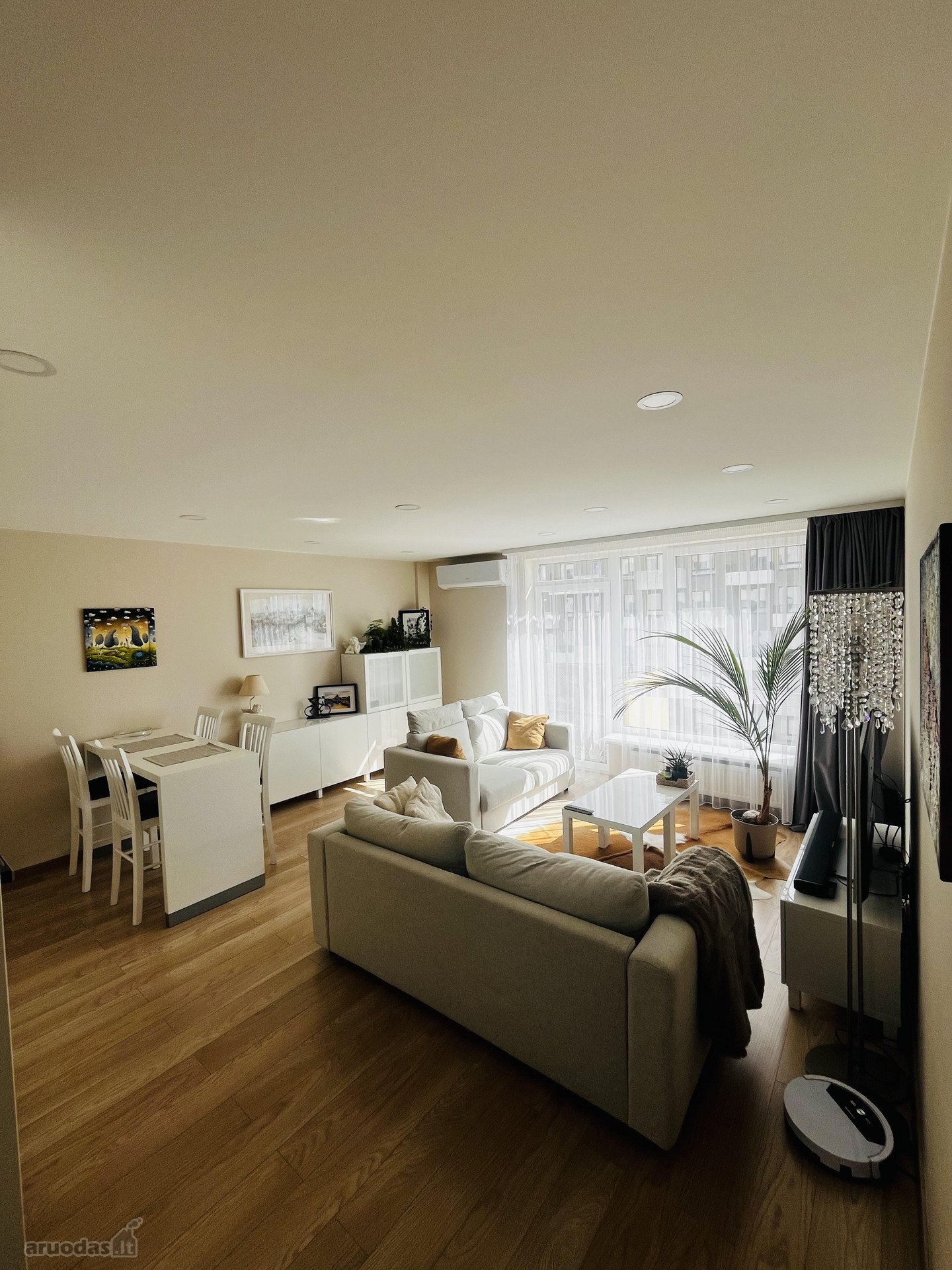Išnuomojamas šviesus ir modernus 54 m² butas