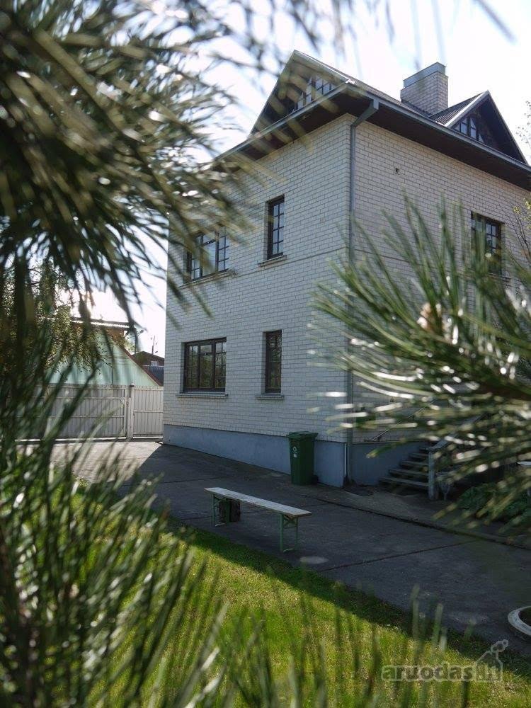 Parduoda savininkas. Nt agentų paslaugų