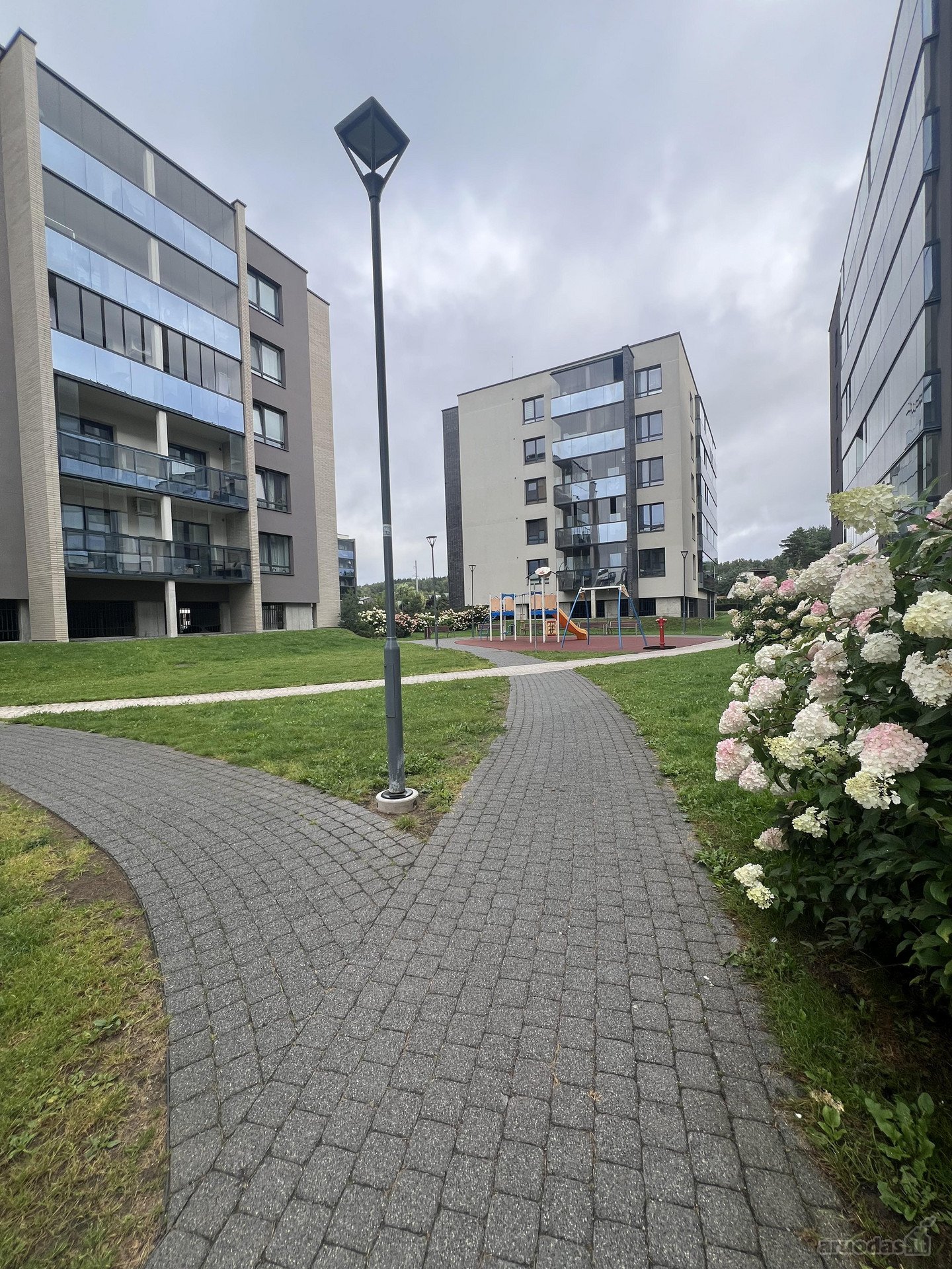 Parduodamas Kokybiškai Įrengtas 3 Kambarių