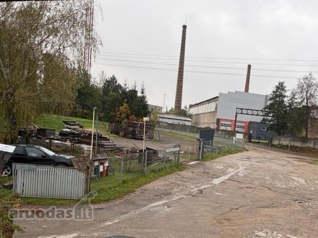 Lauko aikštelė ~900m2 verslui ir