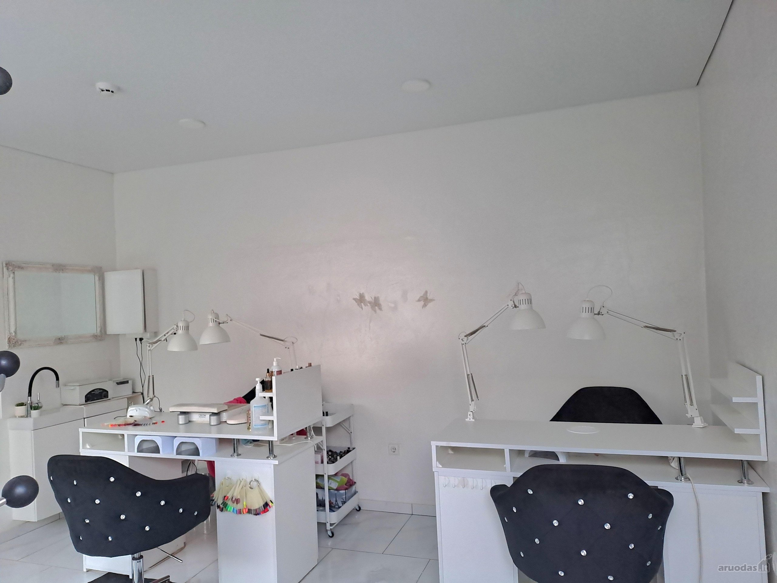 Parduodamas prekybos paviljonas Šilainių