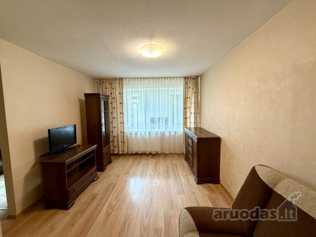 Kauno g. 25, Klaipėda, šalia prekybos centro