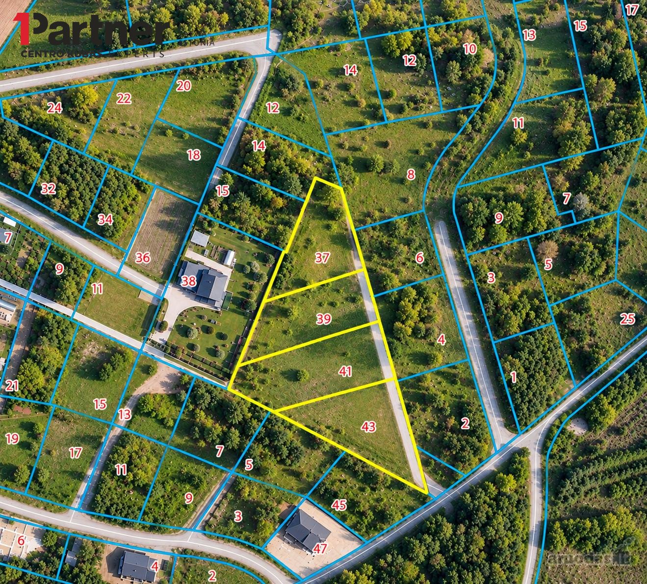 Pilaitėje, Vienkiemių G., Parduodami 4 Namų