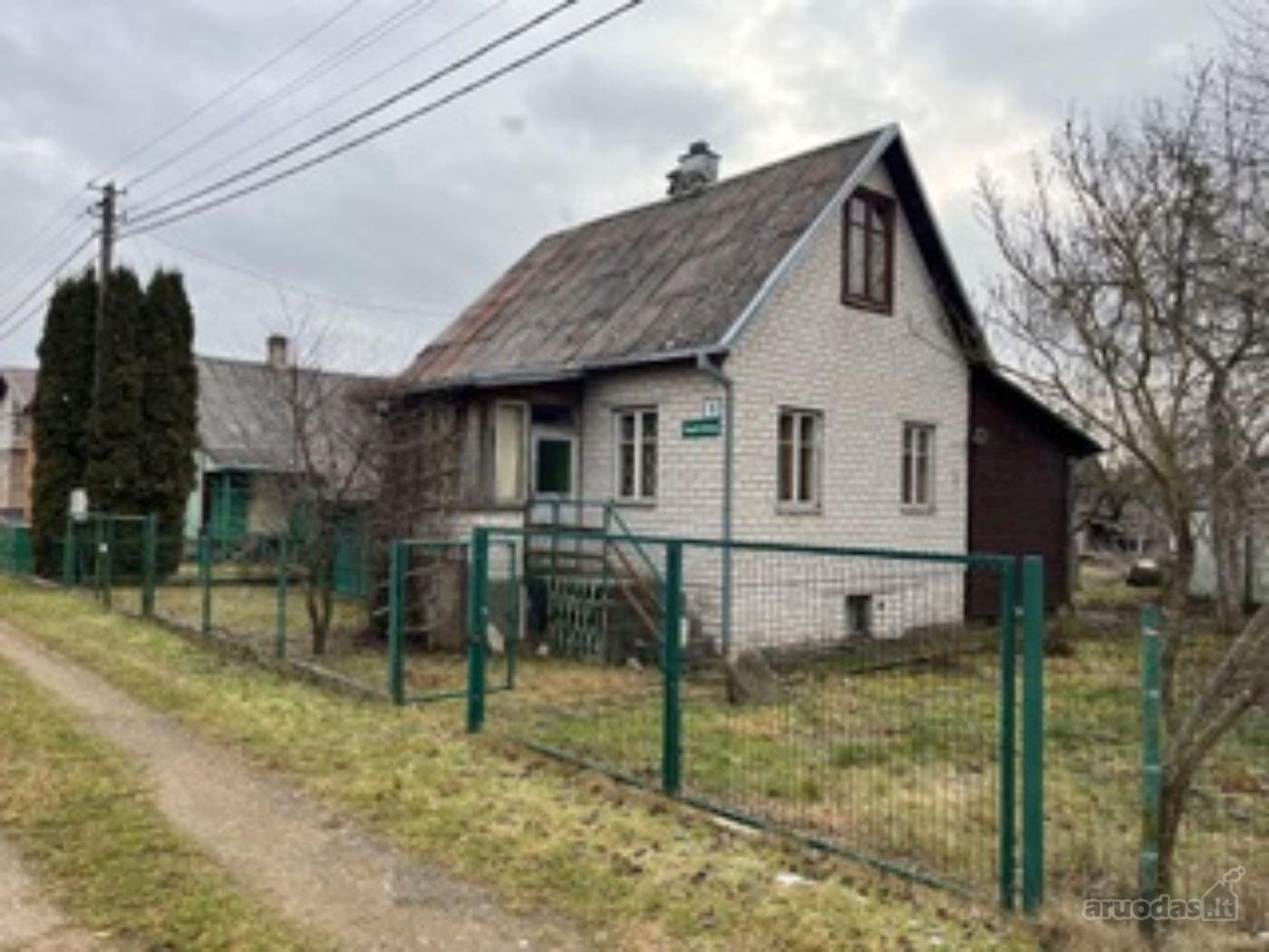 Parduodamas sodo namas su sklypu. Namo plotas