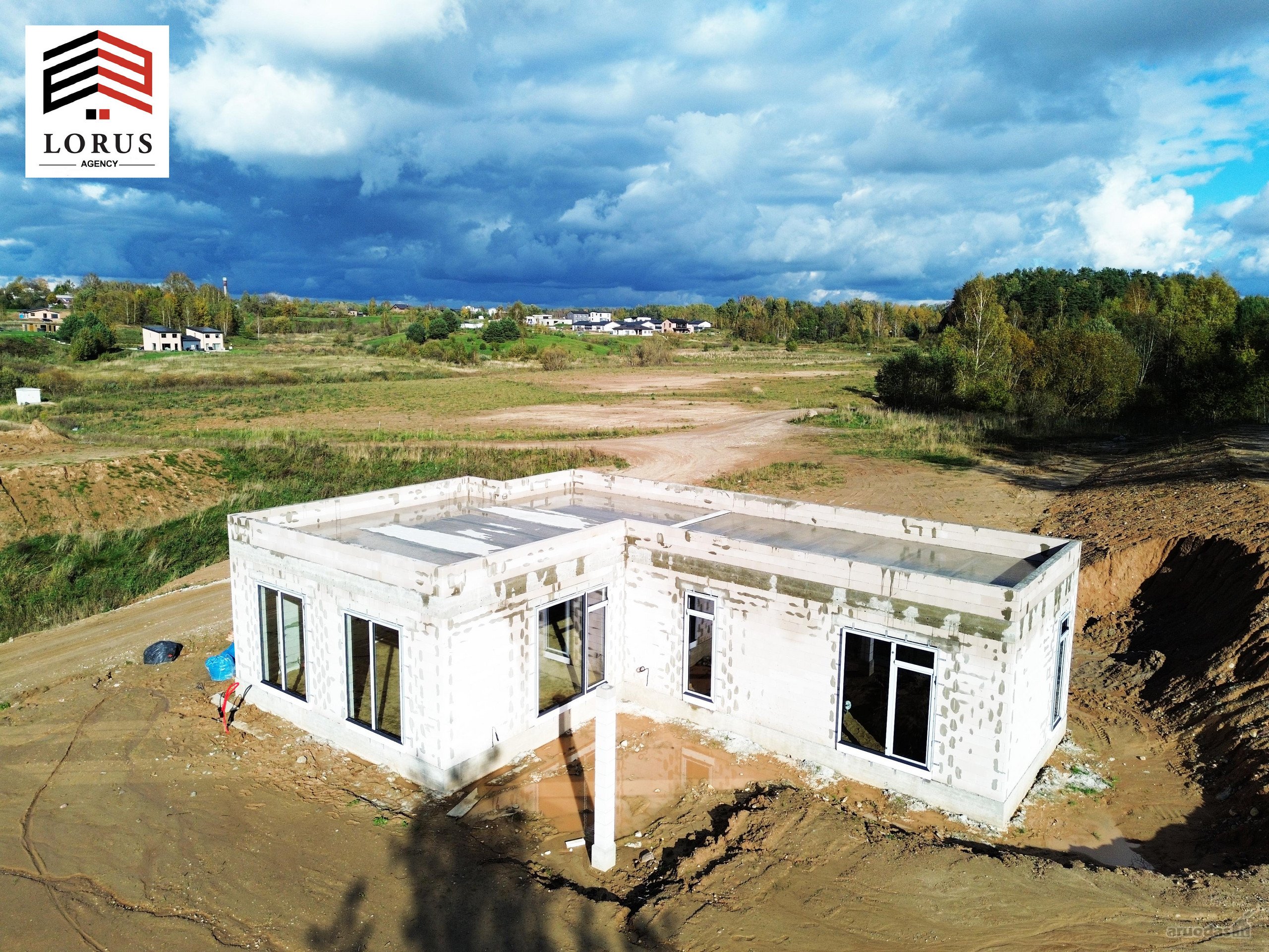 Parduodamas 120 kv.m. naujai statomas namas