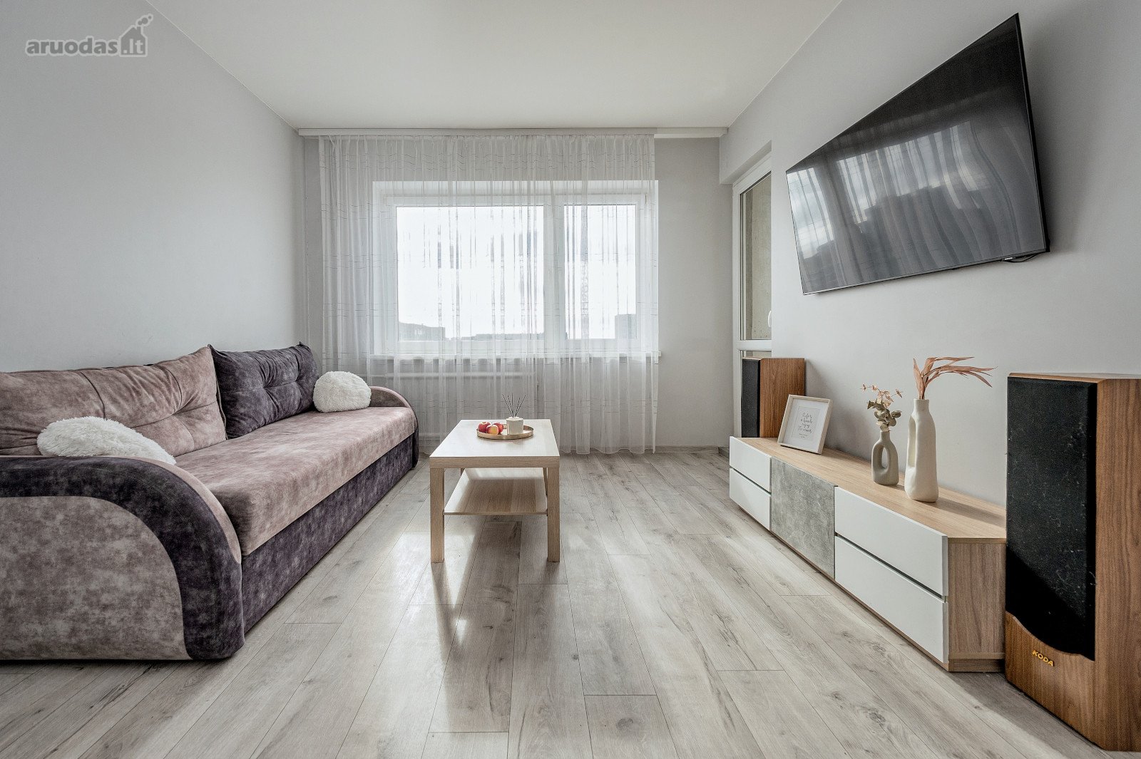 Parduodamas Šviesus 2 Kambarių Butas Justiniškėse