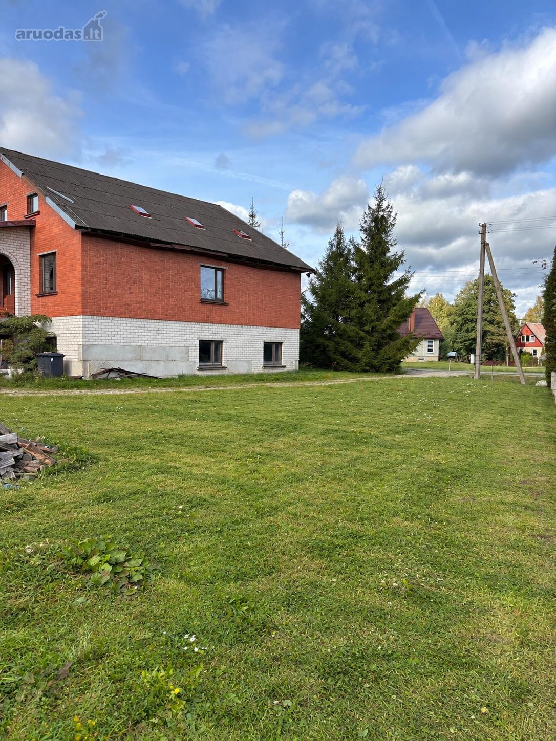 Parduodamas erdvus 25,39 a sklypas ramioje ir