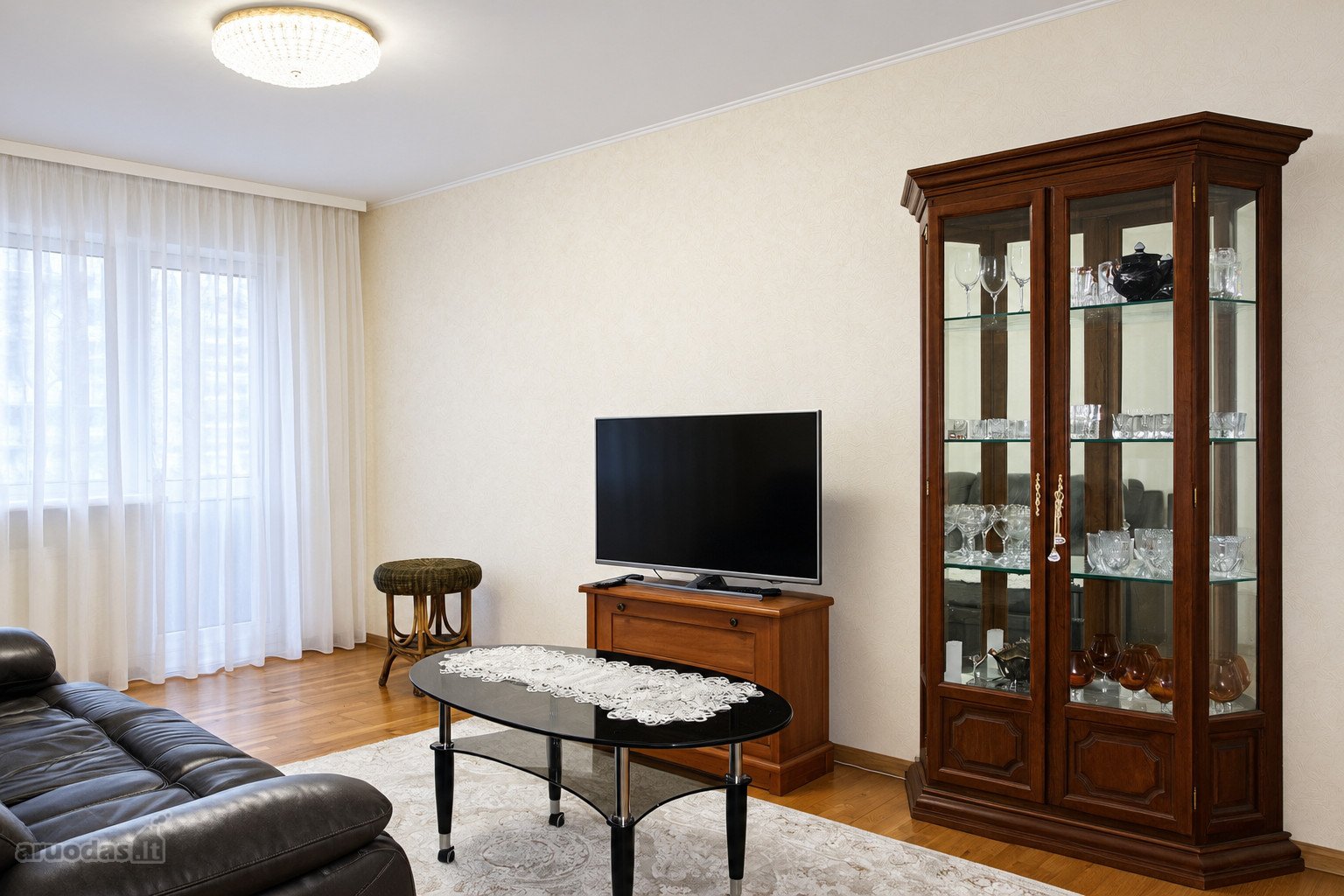 Parduodamas jaukus dviejų kambarių butas