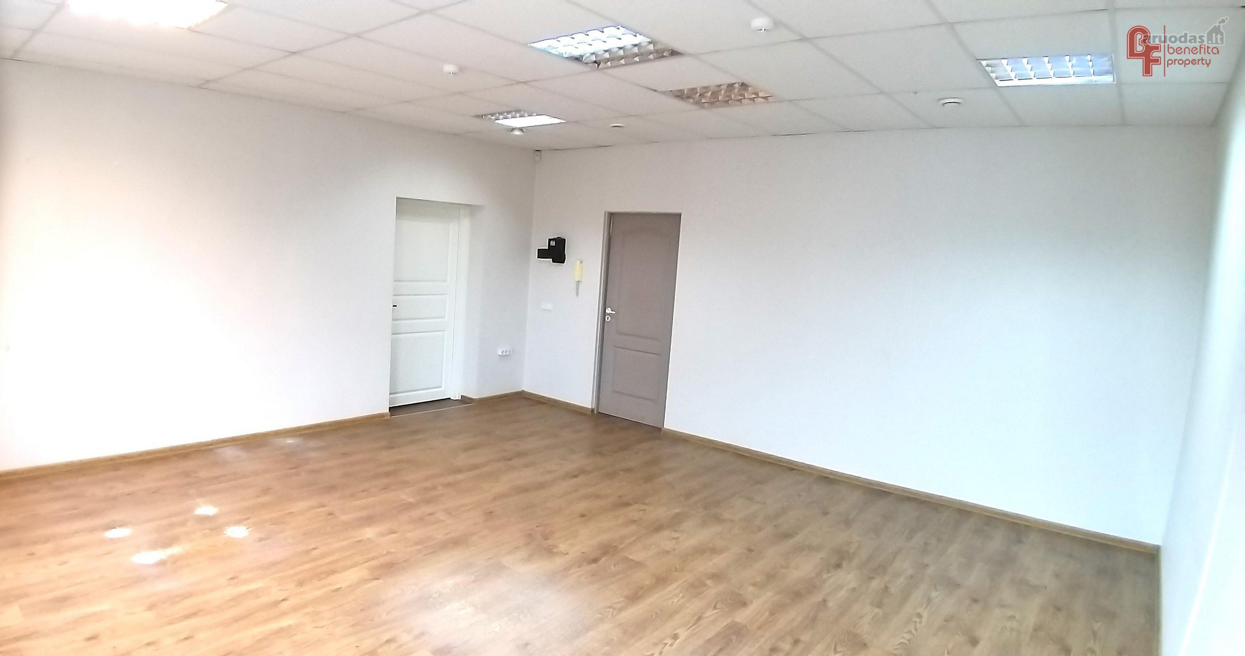 Išnuomojamas patalpos Šnipiškėse, Daugėliškio g.