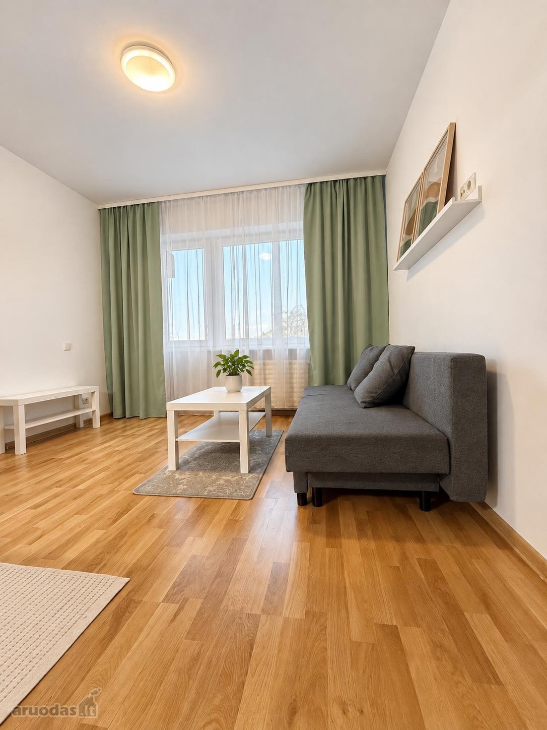 Parduodamas 2 kambarių butas Vilniuje, 7 aukšte.