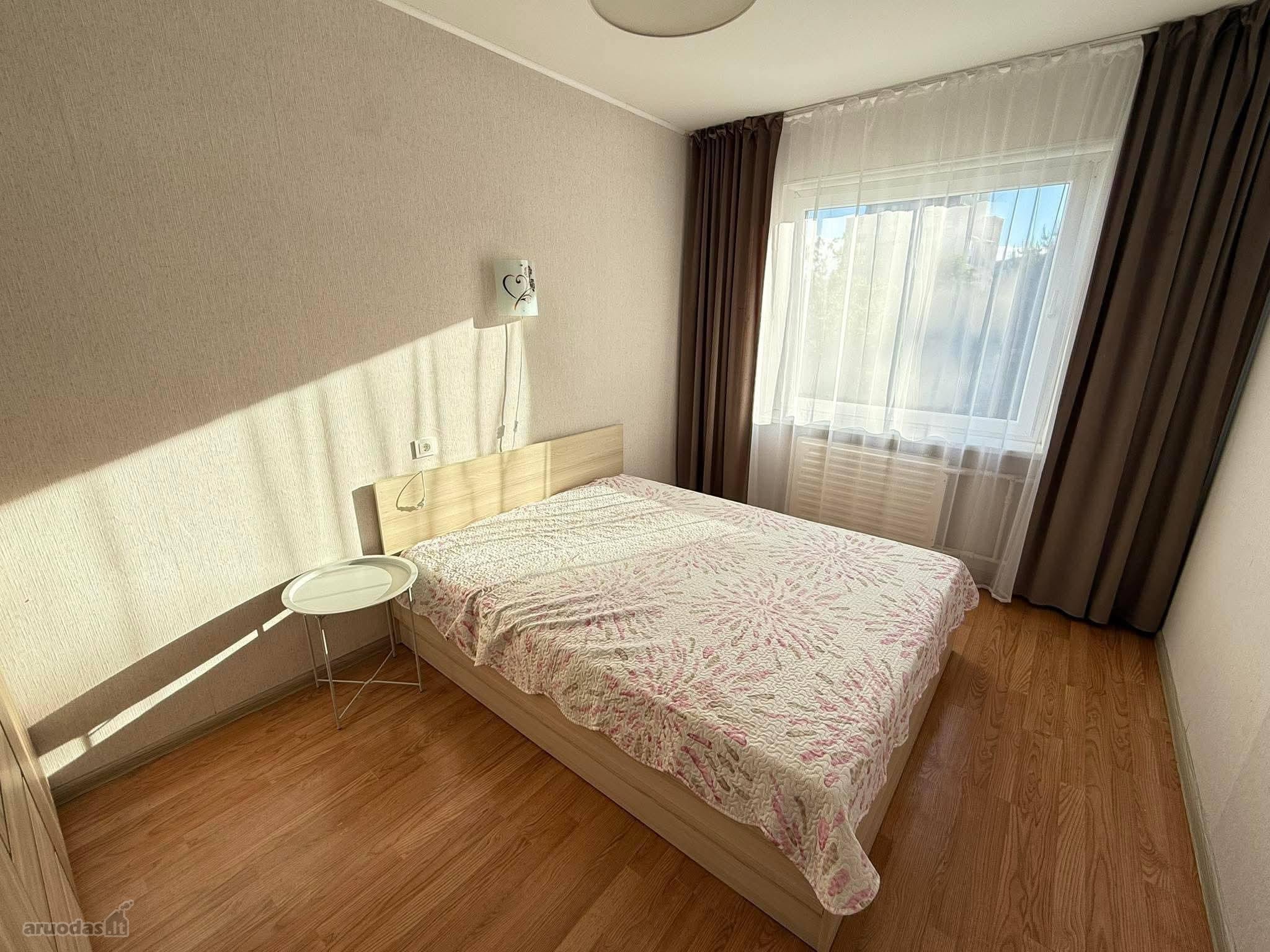 Parduodamas tvarkingas, jaukus 2 kambarių
