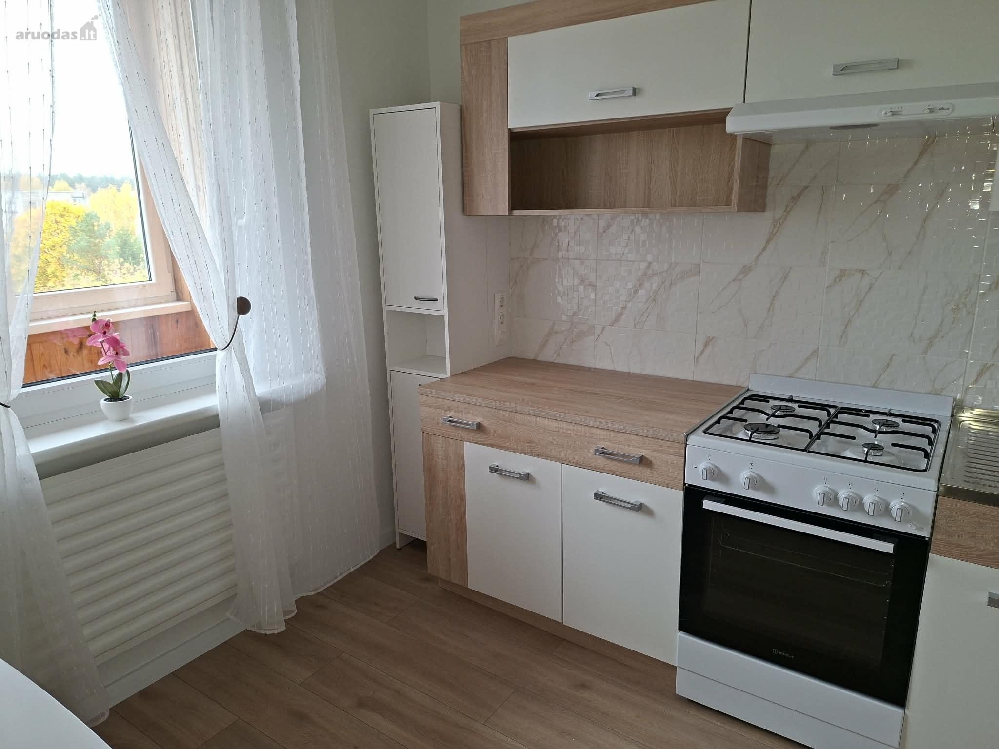 Parduodamas šviesus ir jaukus 1 kambario