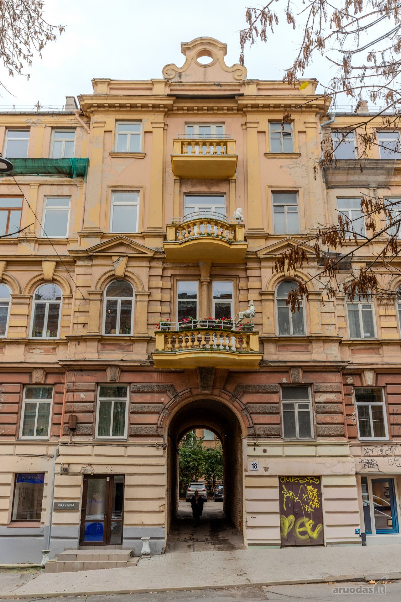 Parduodamas Erdvus Ir Elegantiškas 4 Kambarių