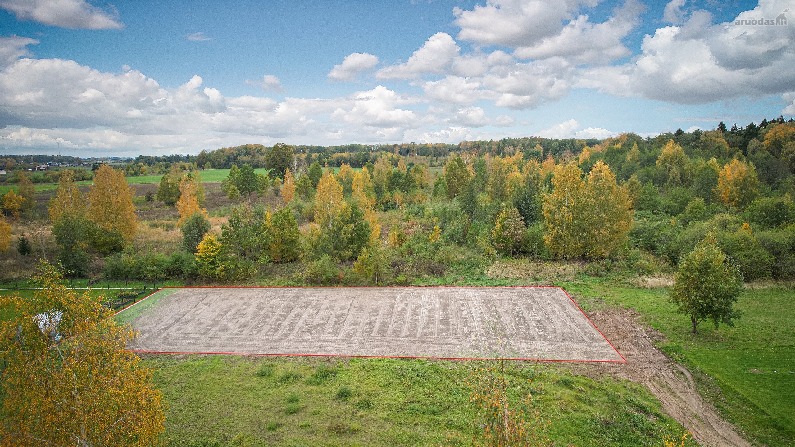 Arduodamas 12,16 Arų Kraštinis Namų Valdos