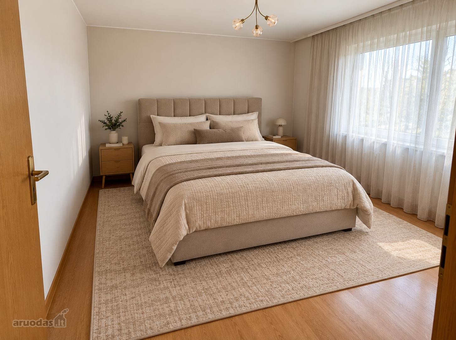 Parduodamas erdvus 85 m² butas J.