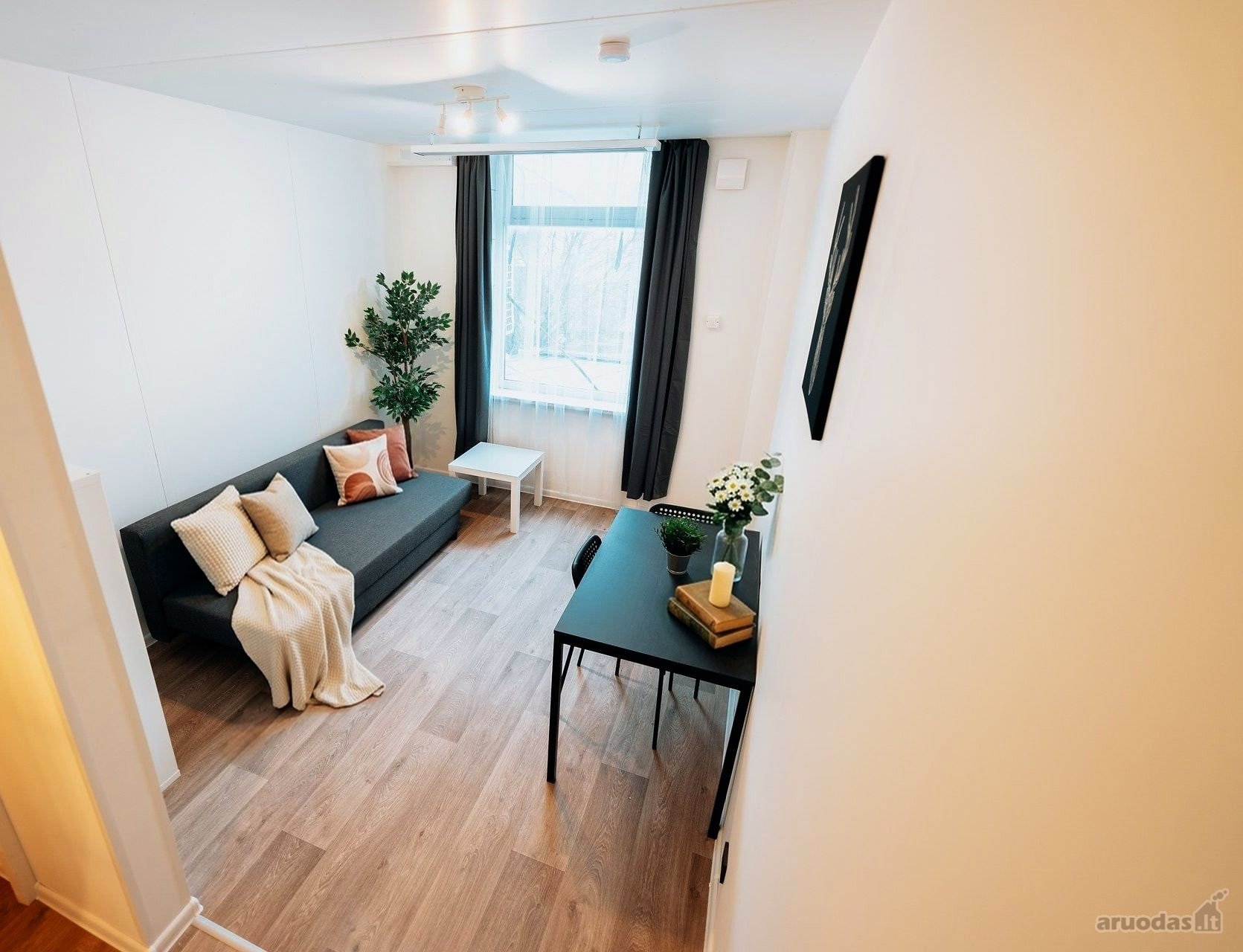 Išnuomojamas Įrengtas 17 m² Studijos Tipo
