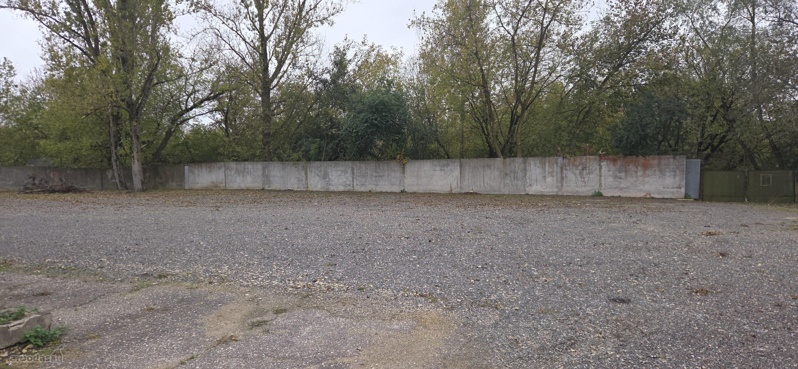 Lauko aikštelės nuoma Petrašiūnuose,