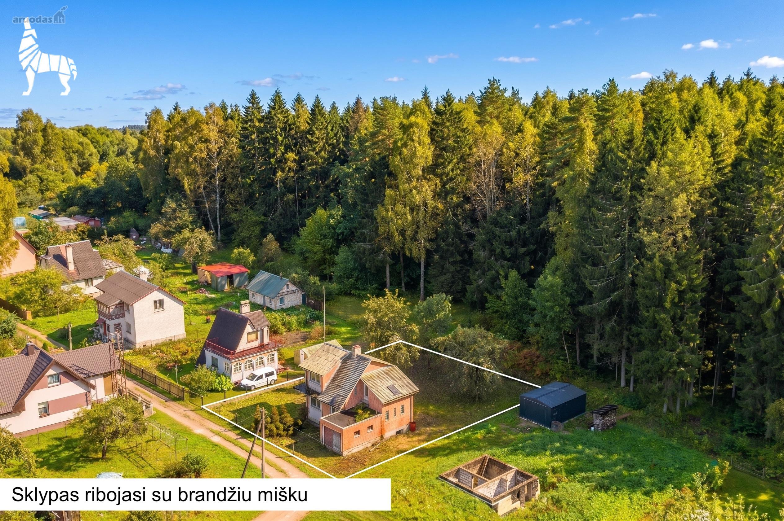 Parduodamas sodo namas išskirtinai ramioje ir
