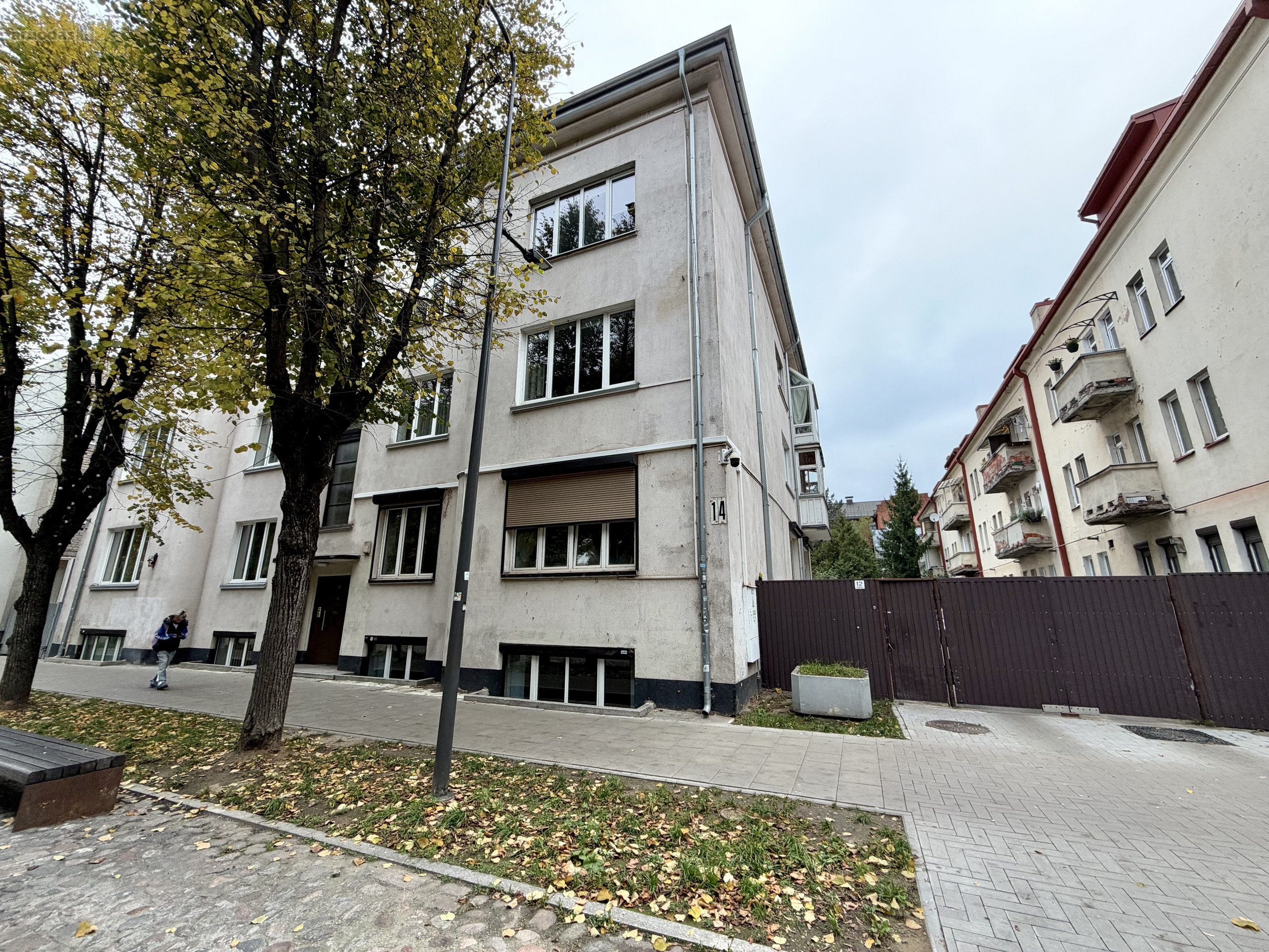 Šalia Akropolio, uždaras kiemas, pirtis