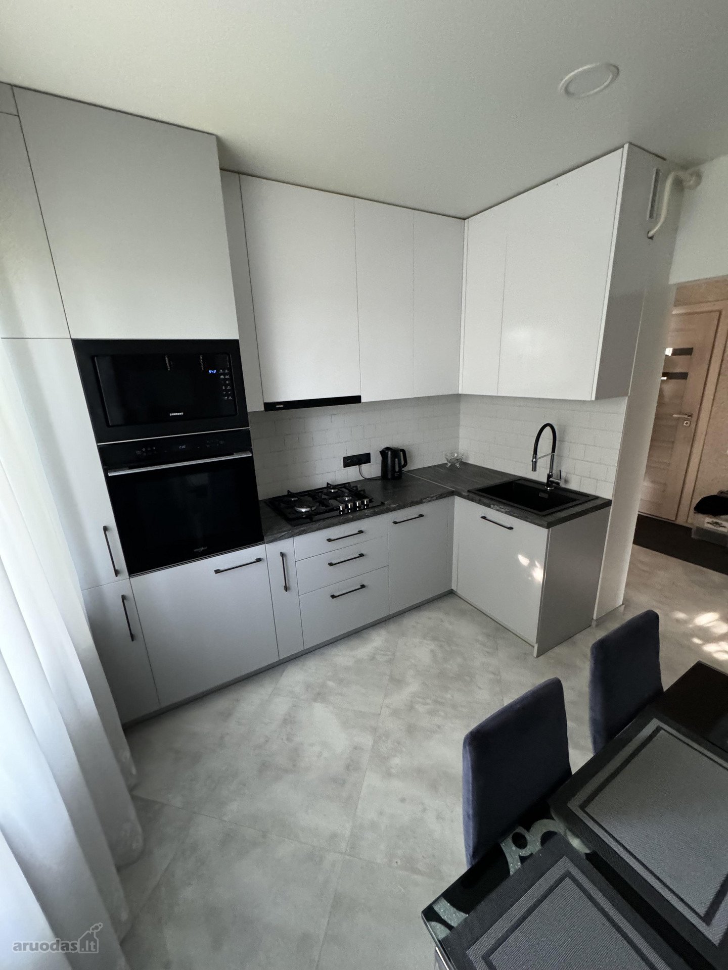 Jaukus ir šiltas 53 m², 2 kambarių butas