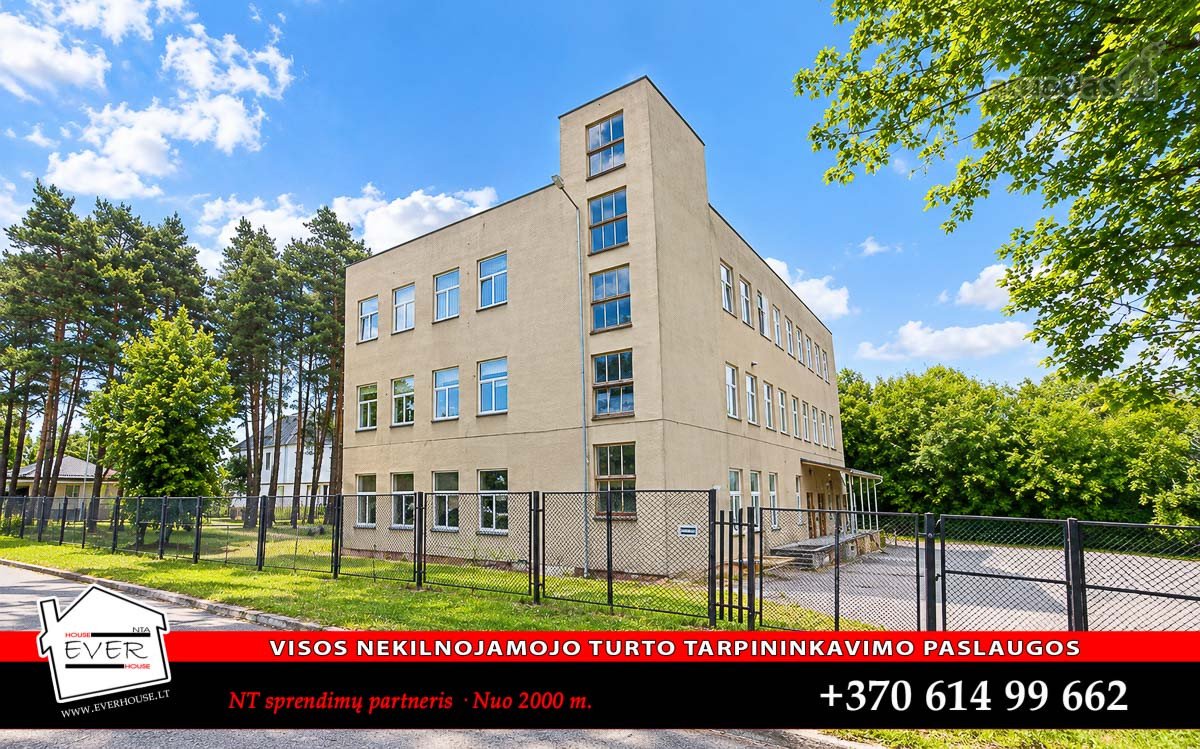 Pastatų kompleksas verslui Raseiniuose – 3,2