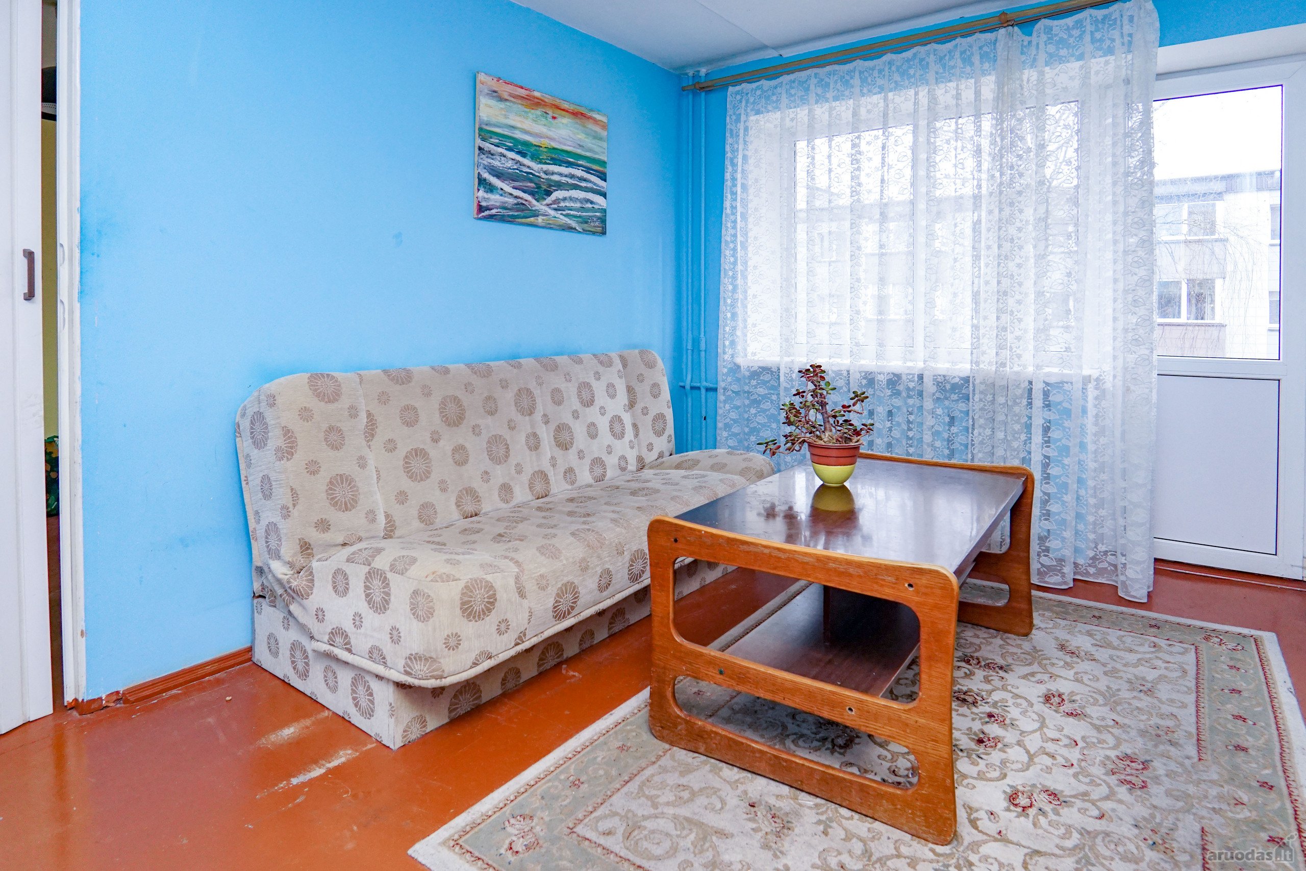Išnuomojamas 2 Kambarių Butas, Trečiame