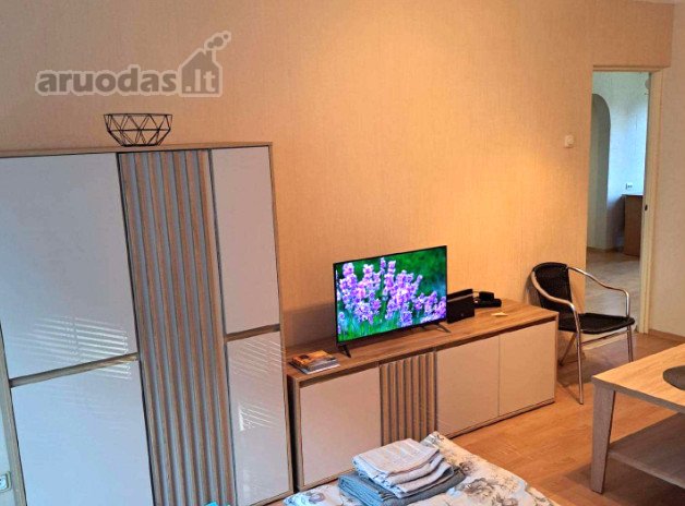 Parduodamas Erdvus 2 Kambarių Butas Su Holu